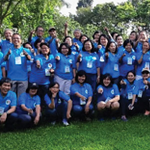 Melayani dan Dilayani - GKI Pondok Indah